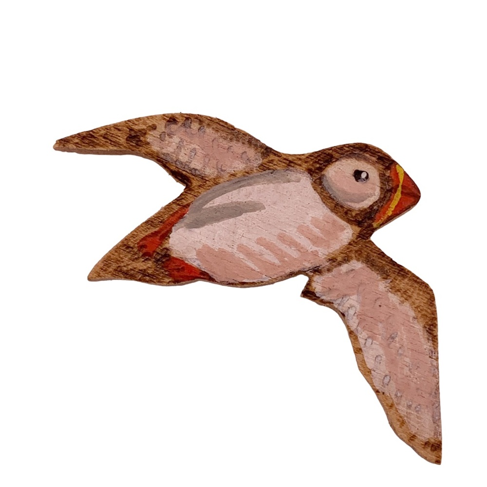 Vintage hand painted puffin bird in flight lightweight brooch pin animal OOAK